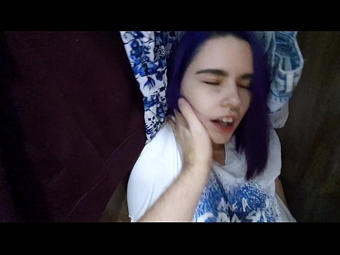 ❤️ Megtaláltam a nővéremet a szekrényben, és segítettem neki elélvezni. ❌ Pornó videó at hu.bookland.top